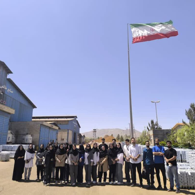 بازدید دانشجویان دانشگاه زنجان از شرکت خالص سازان